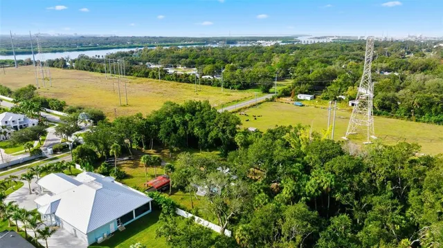 $1,800 | 8010 Riverview Drive, Riverview, FL 33578