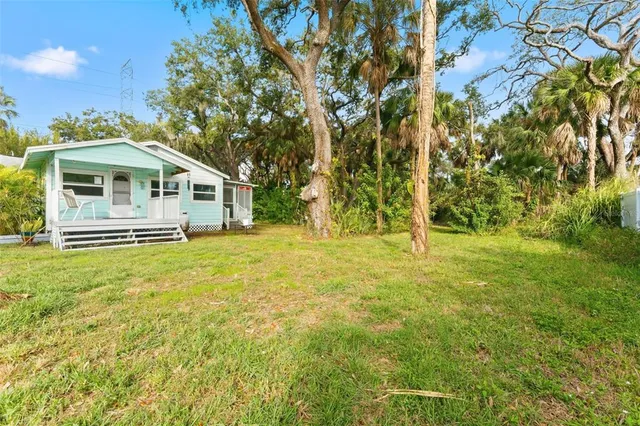 $1,800 | 8010 Riverview Drive, Riverview, FL 33578