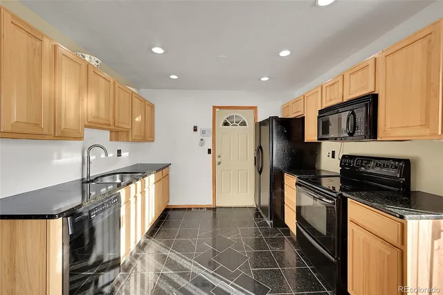 $389,900 | 16666 East Bails Place, Aurora, CO 80017