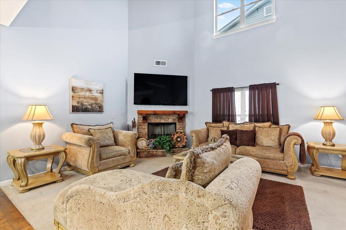 4446 Grove Landing Drive Grovetown, GA 30813 - Photo 9 of 31 09-Living Room