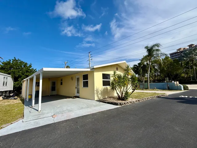 $2,150 | 14661 Highway 1, Unit 38, Juno Beach, FL 33408