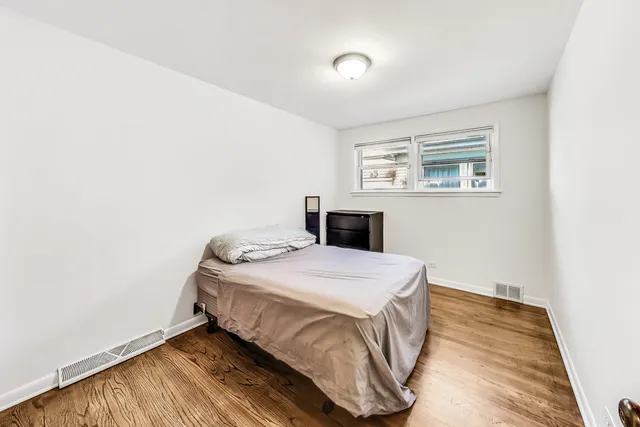 $599,900 | 419 Florence Avenue, Evanston, IL 60202