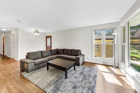 $599,900 | 419 Florence Avenue, Evanston, IL 60202