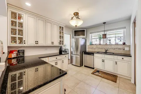 $599,900 | 419 Florence Avenue, Evanston, IL 60202