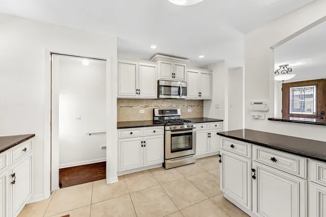 $599,900 | 419 Florence Avenue, Evanston, IL 60202