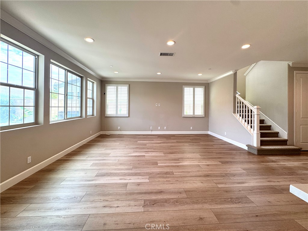 291 Barnes Road Tustin, CA 92782 - Photo 3 of 28