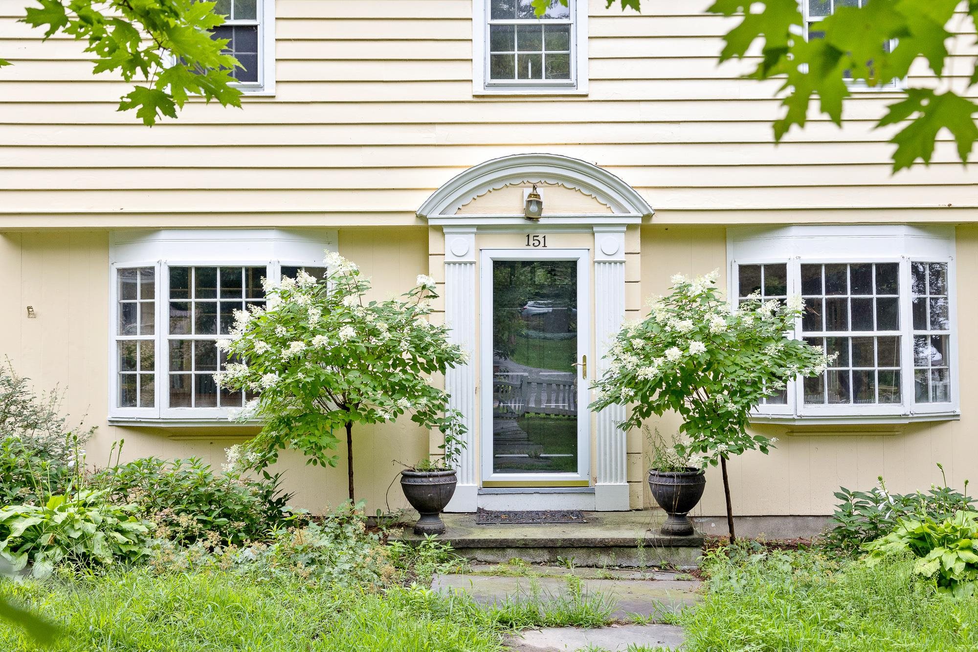 151 Ledge Road Burlington, VT 05401 - Photo 3 of 40 Gallery Image 3