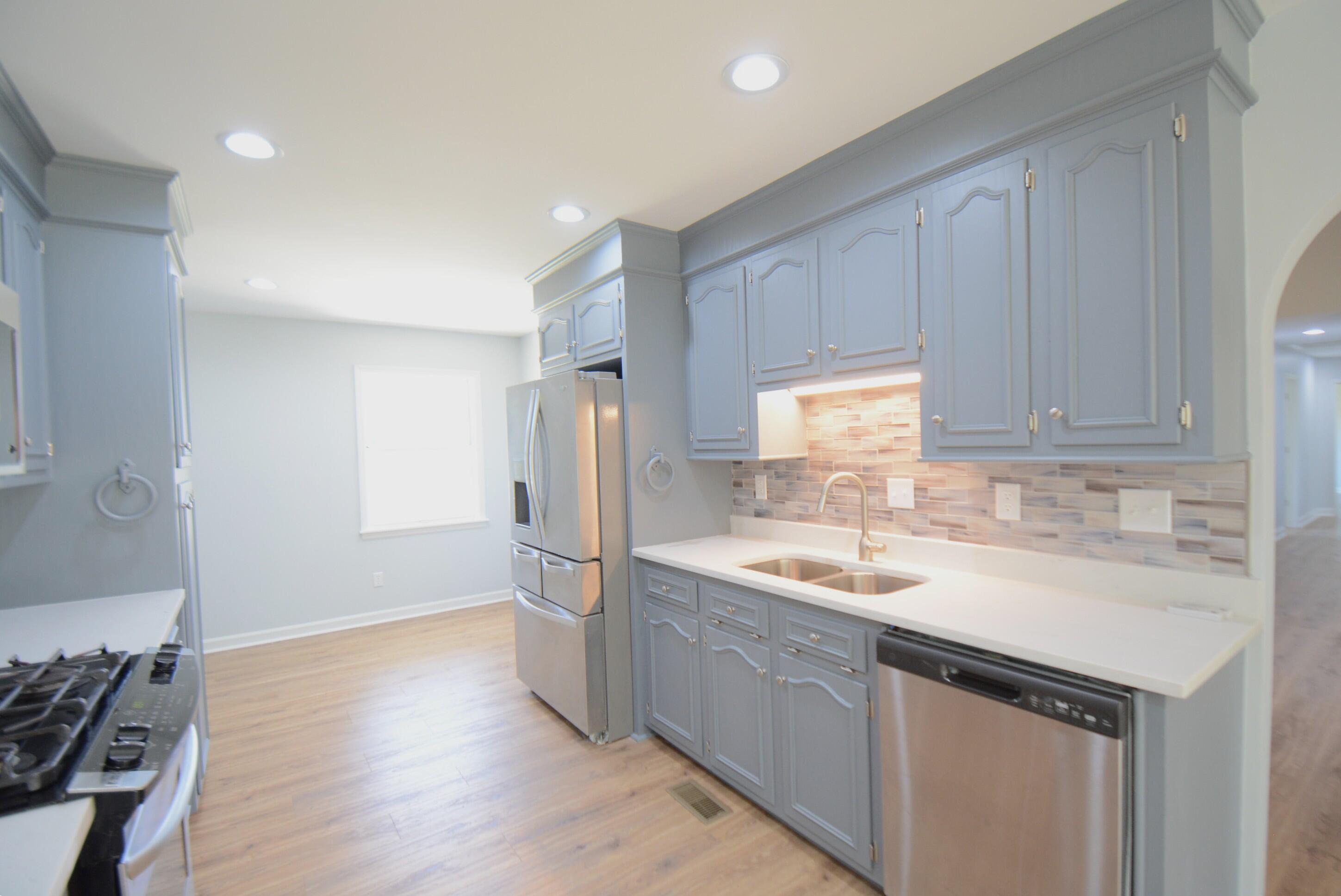 1004 Magnolia Lane Moncks Corner, SC 29461 - Photo 15 of 59 kitchen (17)