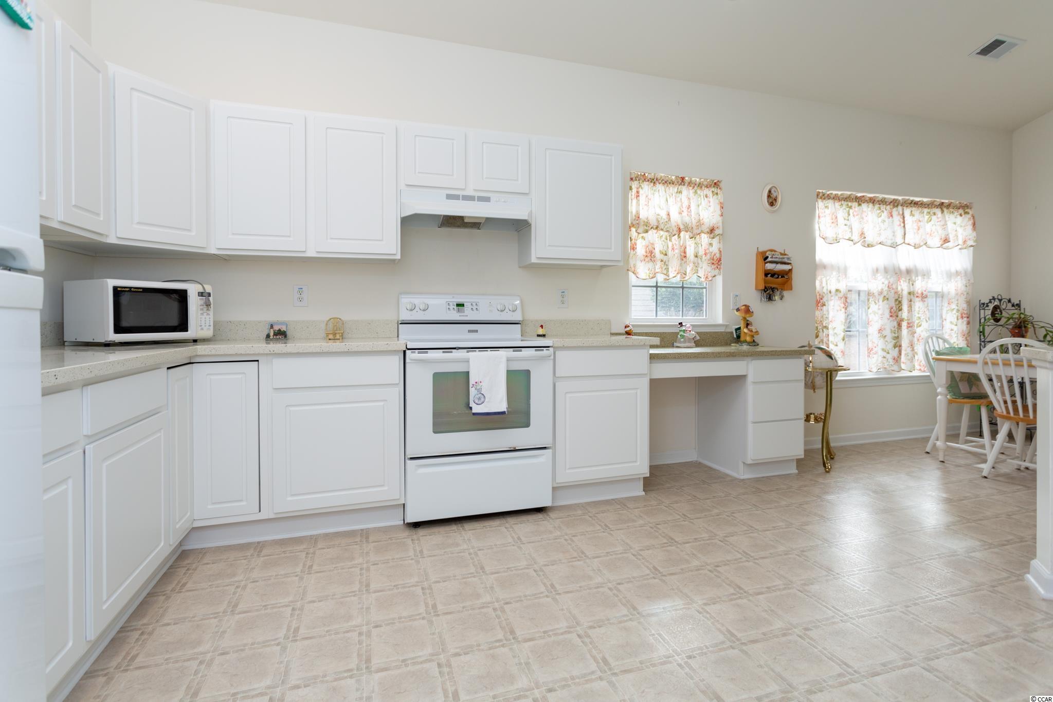 4547 Fringetree Drive Murrells Inlet, SC 29576 - Photo 10 of 28 Gallery Image 10