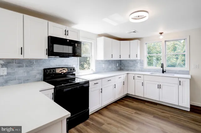 $389,900 | 2145 Dunks Ferry Road, Bensalem, PA 19020