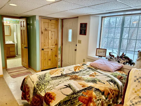 $289,900 | 1398 4th Street Northwest, Baudette, MN 56623