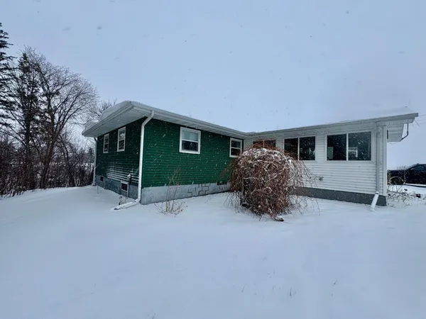 $289,900 | 1398 4th Street Northwest, Baudette, MN 56623