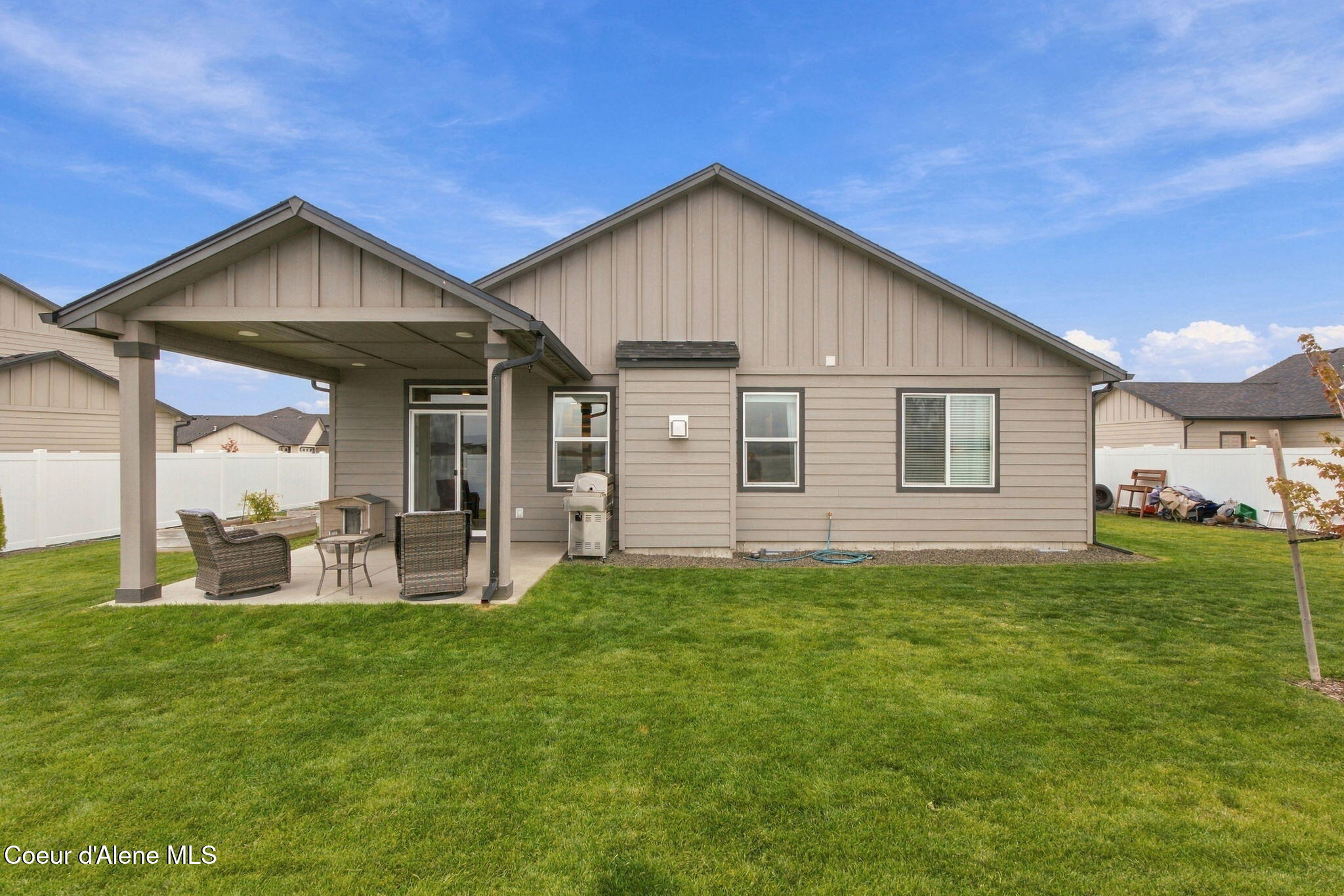 11779 North Lennon Lane Rathdrum, ID 83858 - Photo 2 of 35 35-web-or-mls-035_DSC01941