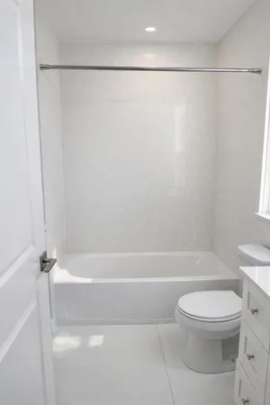 $400,000 | 6970 Northwest 177th Street, Unit M101, Hialeah, FL 33015