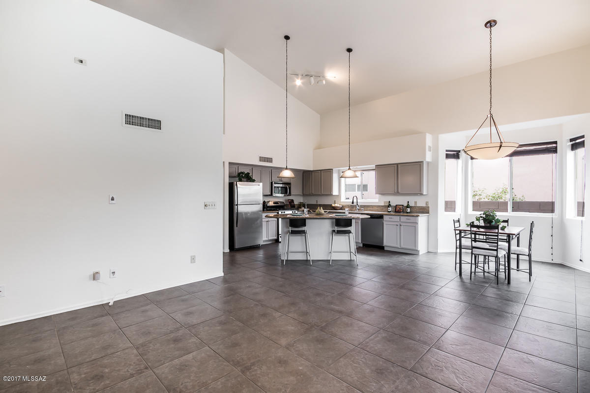 8172 East Quartz Ridge Drive Tucson, AZ 85715 - Photo 14 of 39
