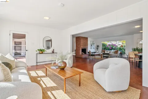 $1,495,000 | 201 Warwick Avenue, San Leandro, CA 94577