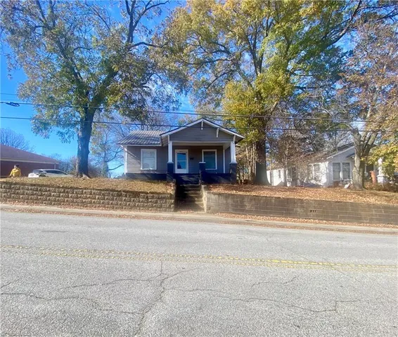 $90,000 | 304 Salem Street, Lexington, NC 27292