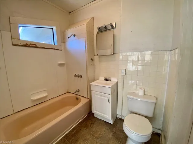 $90,000 | 304 Salem Street, Lexington, NC 27292