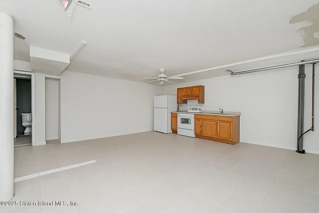 $989,000 | 622 Hylan Boulevard | Grasmere