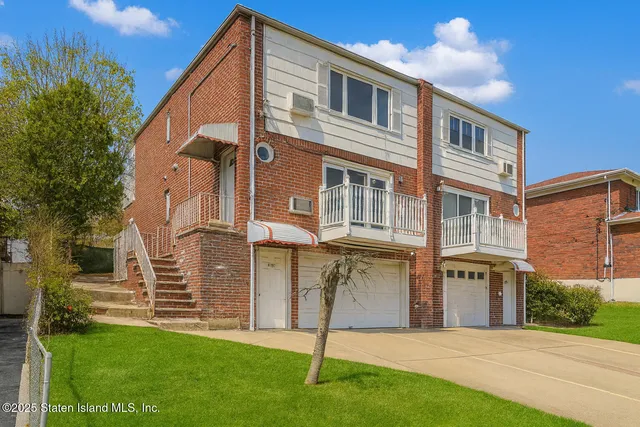 $989,000 | 622 Hylan Boulevard | Grasmere
