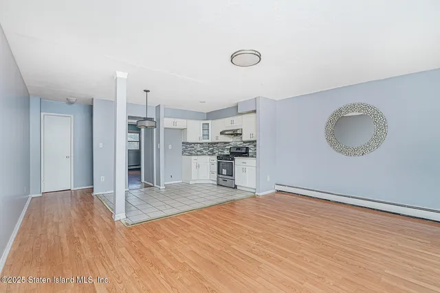 $989,000 | 622 Hylan Boulevard | Grasmere