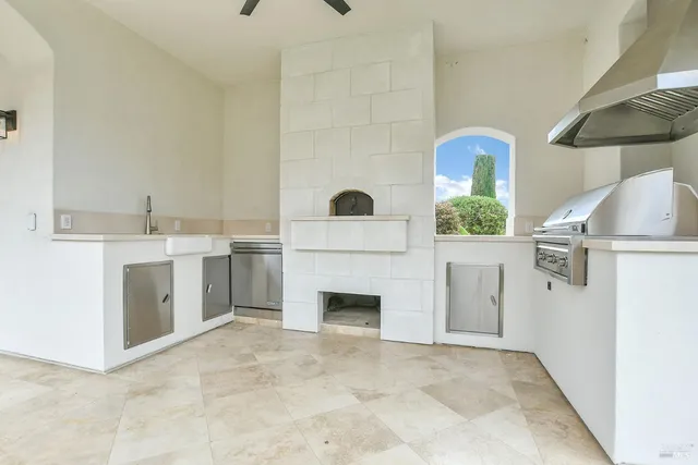 $4,950,000 | 11670 Byron Highway, Brentwood, CA 94513