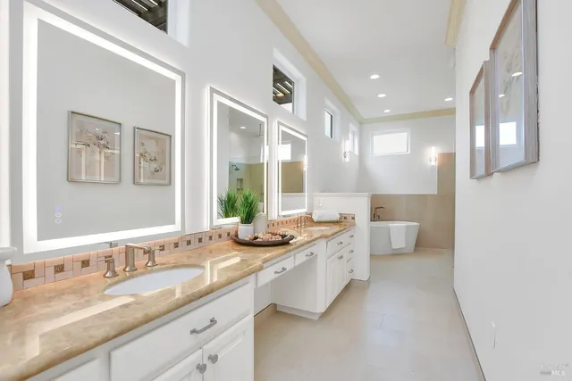 $4,950,000 | 11670 Byron Highway, Brentwood, CA 94513