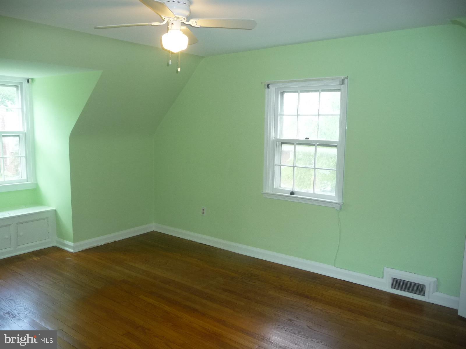 907 Adana Road Baltimore, MD 21208 - Photo 15 of 27