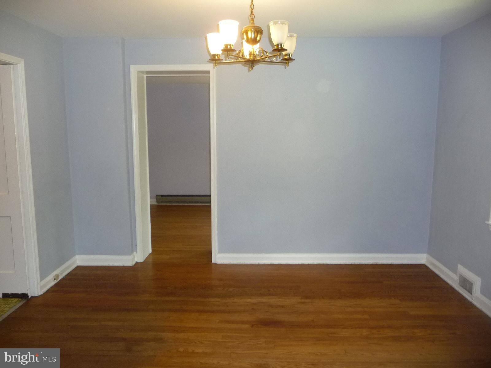 907 Adana Road Baltimore, MD 21208 - Photo 6 of 27