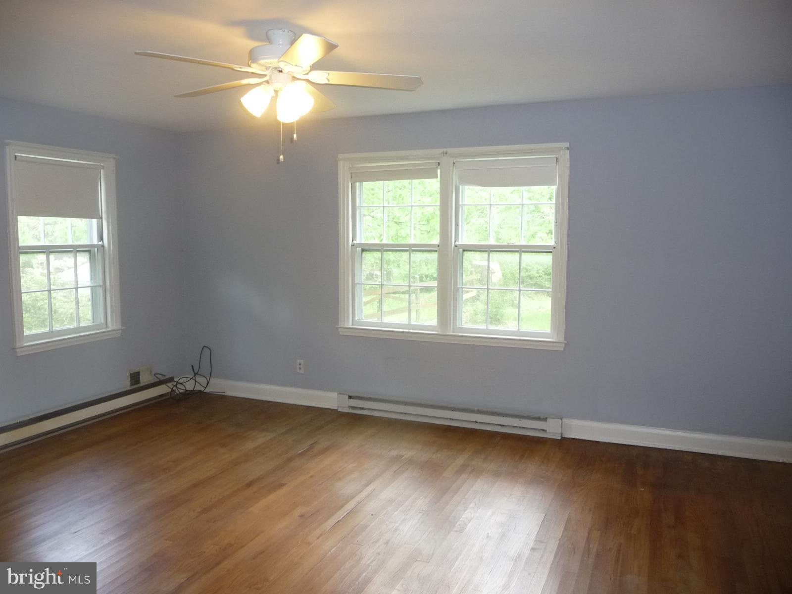 907 Adana Road Baltimore, MD 21208 - Photo 8 of 27