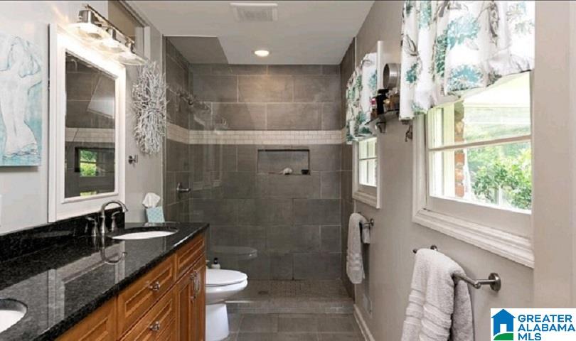 1332 Round Hl Road Birmingham, AL 35216 - Photo 13 of 20