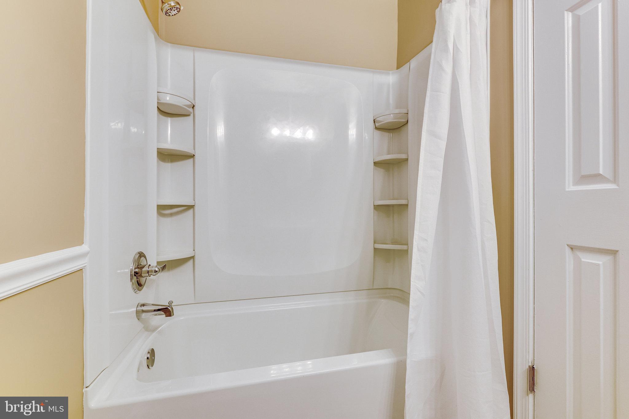 13426 Elevation Lane Herndon, VA 20171 - Photo 48 of 79 upper hall bathroom