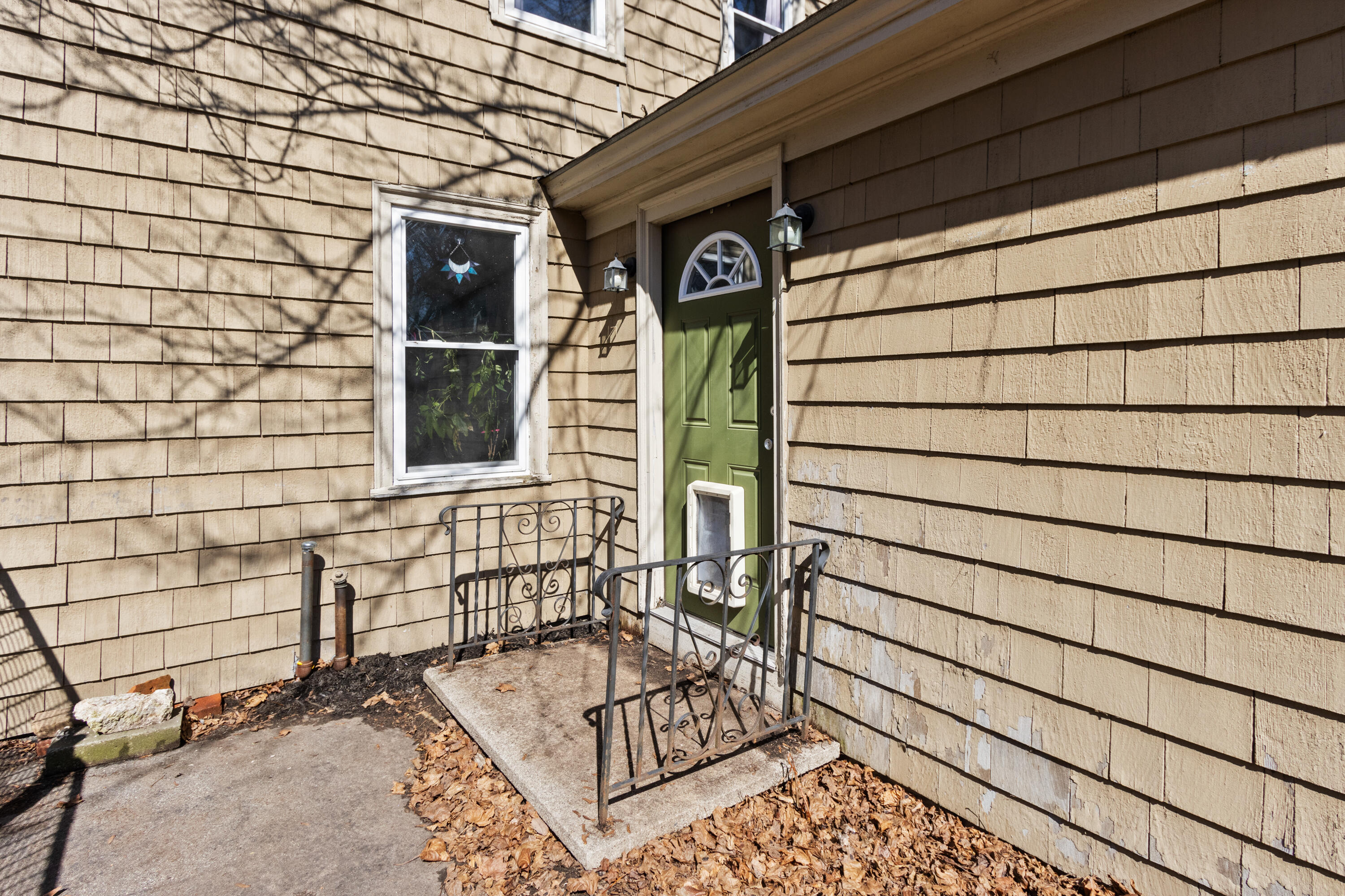 65 Pike Street Biddeford, ME 04005 - Photo 15 of 31 Entry to Bonus Room
