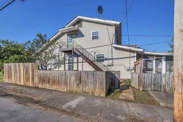 $1,900 | 4800 A Wyoming Avenue, Nashville, TN 37209