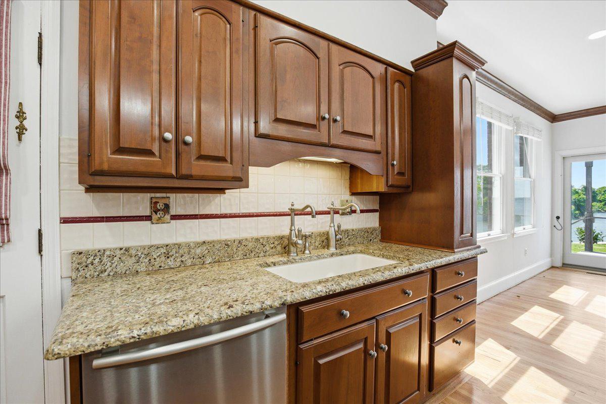 2070 Turner Road Lusby, MD 20657 - Photo 34 of 79 The sink area, dishwasher