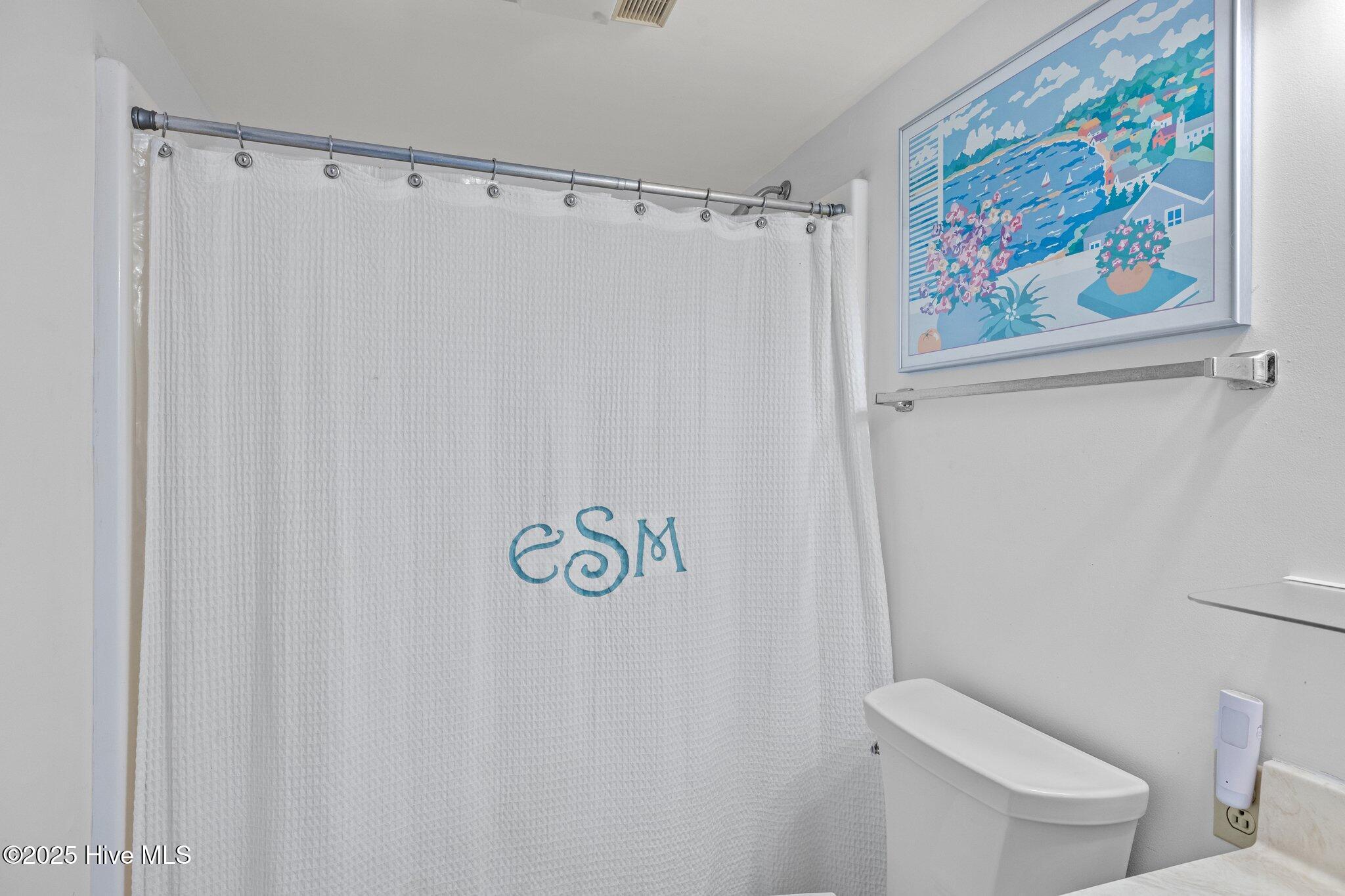 545 Salter Path Road, Unit B1 Pine Knoll Shores, NC 28512 - Photo 18 of 40 Bathroom