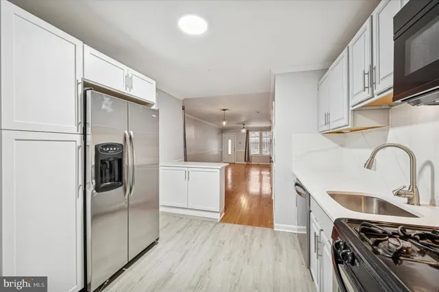 $2,000 | 1319 North Robinson Street, Philadelphia, PA 19151