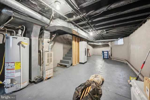 $2,000 | 1319 North Robinson Street, Philadelphia, PA 19151