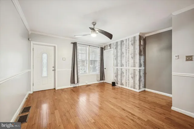 $2,000 | 1319 North Robinson Street, Philadelphia, PA 19151