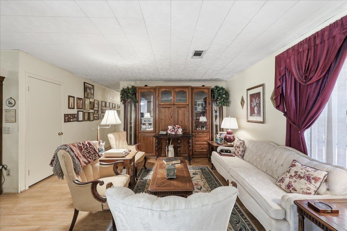 3407 Old Kountze Road Silsbee, TX 77656 - Photo 14 of 49