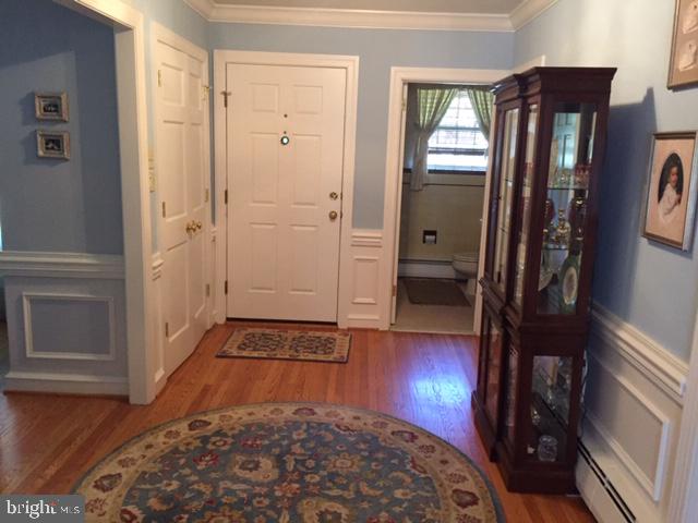 3412 Tyson Road Newtown Square, PA 19073 - Photo 6 of 93 Foyer Entrance
