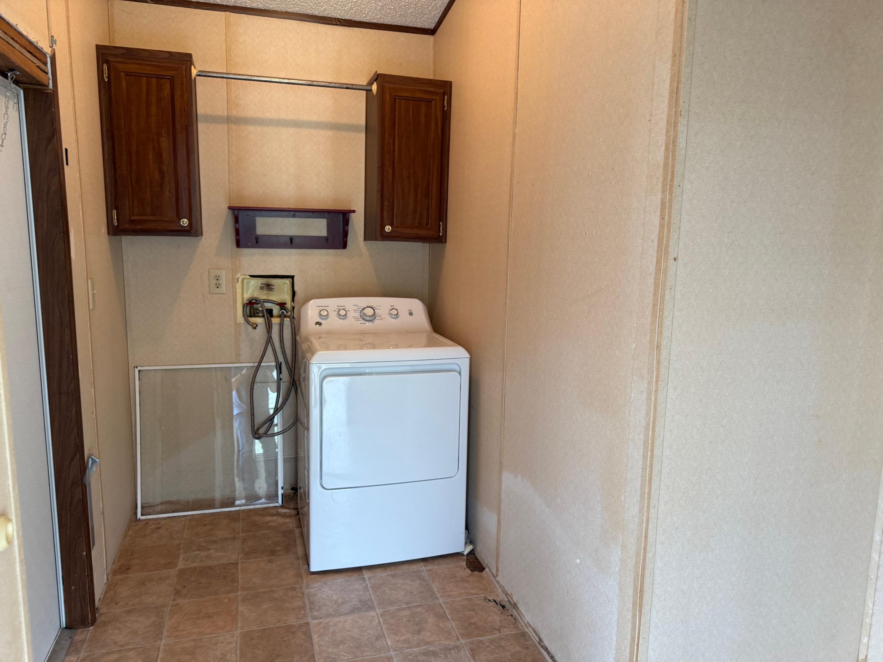 2468 Vly Ctr Road Monterey, VA 24465 - Photo 16 of 28 a utility room with dryer and washer