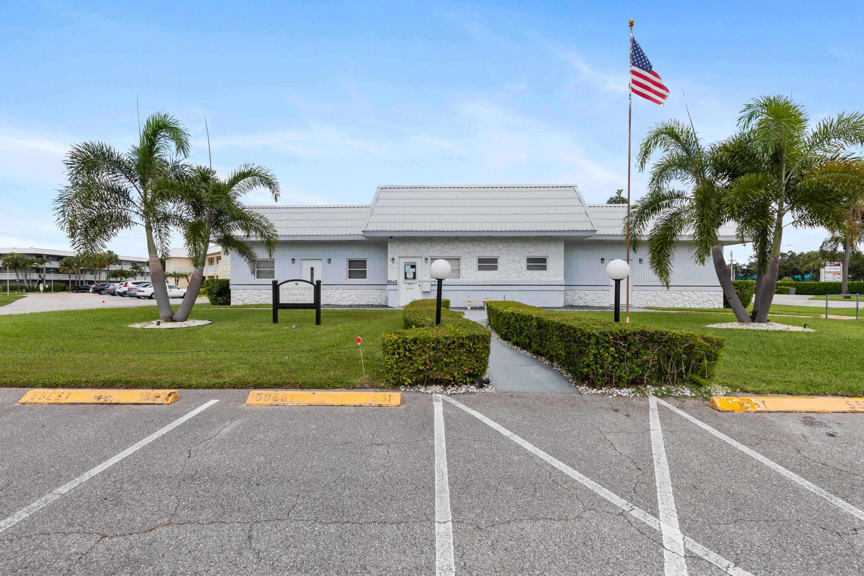 9780 Marina Boulevard, Unit 421 Boca Raton, FL 33428 - Photo 38 of 40 1I6A9375