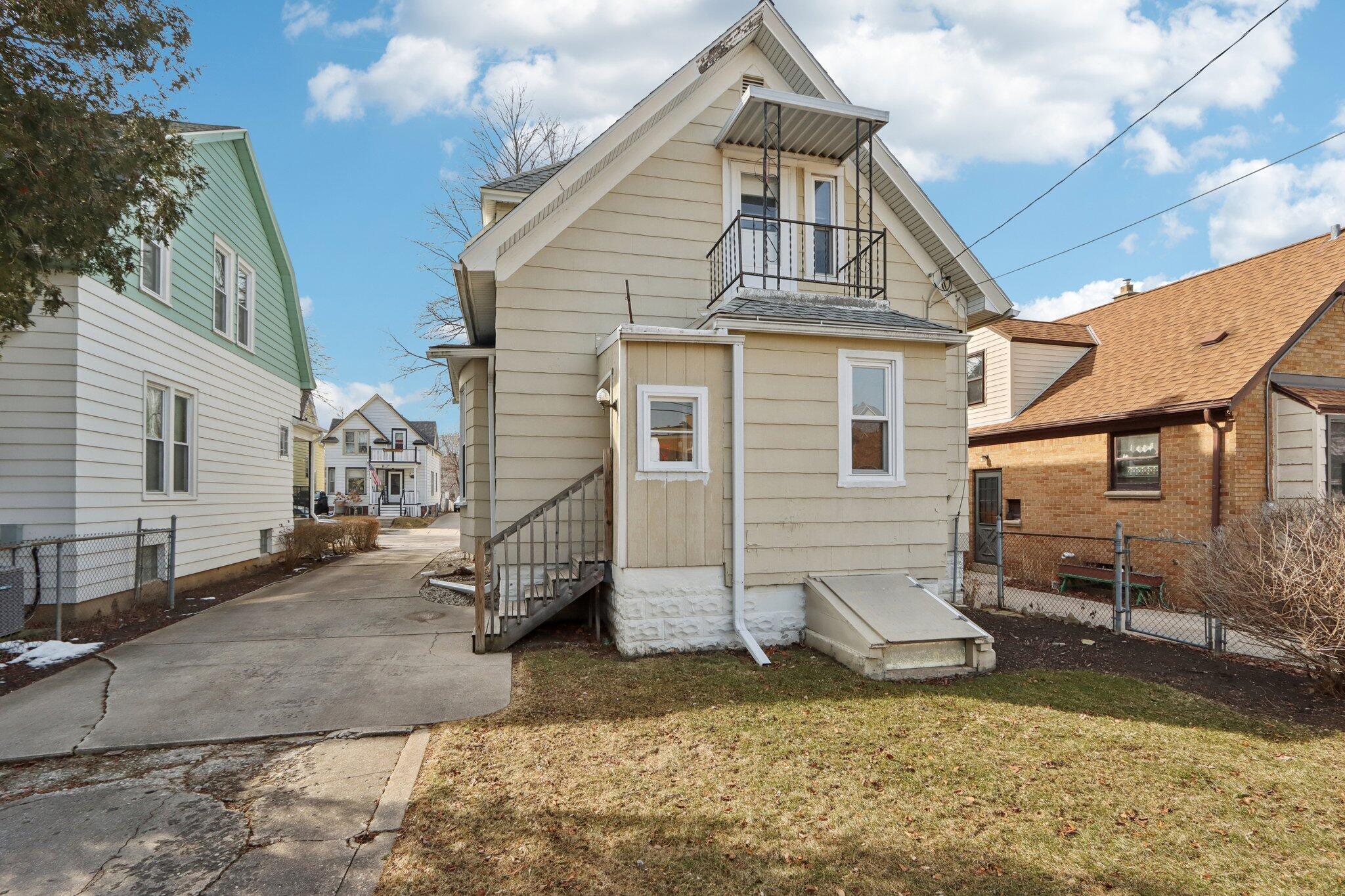 1634 South 80th Street West Allis, WI 53214 - Photo 26 of 30 rear of home