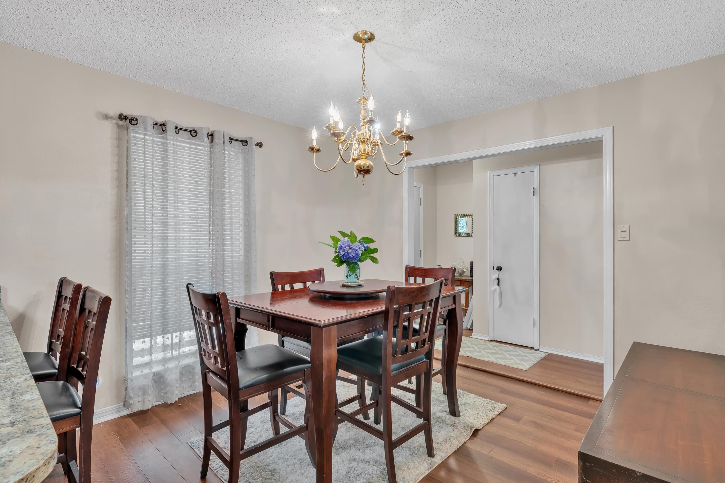 108 Paige Circle Daphne, AL 36526 - Photo 7 of 22 Dining Area