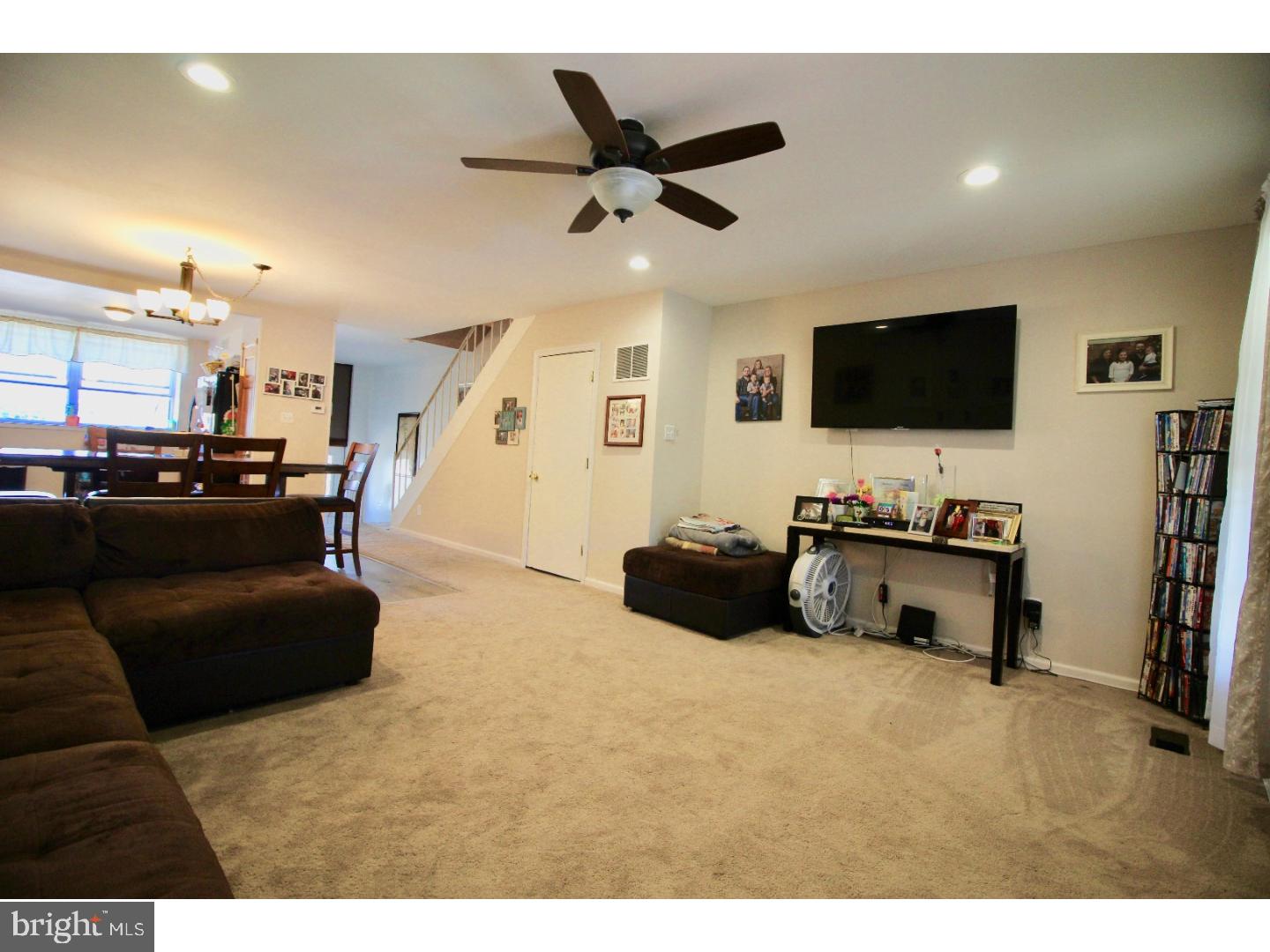 4227 Fairdale Road Philadelphia, PA 19154 - Photo 2 of 21 Gallery Image 2