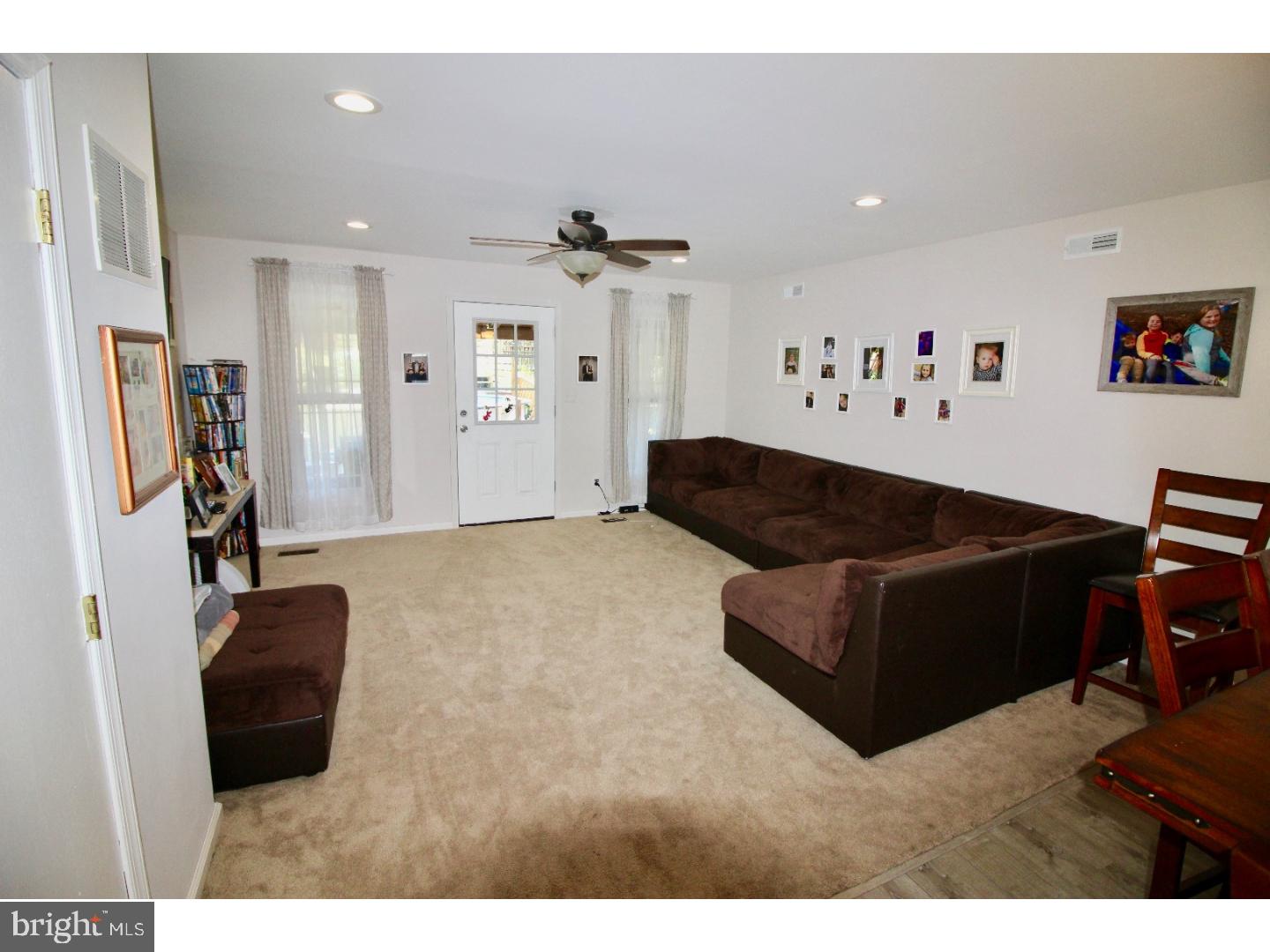 4227 Fairdale Road Philadelphia, PA 19154 - Photo 3 of 21 Gallery Image 3