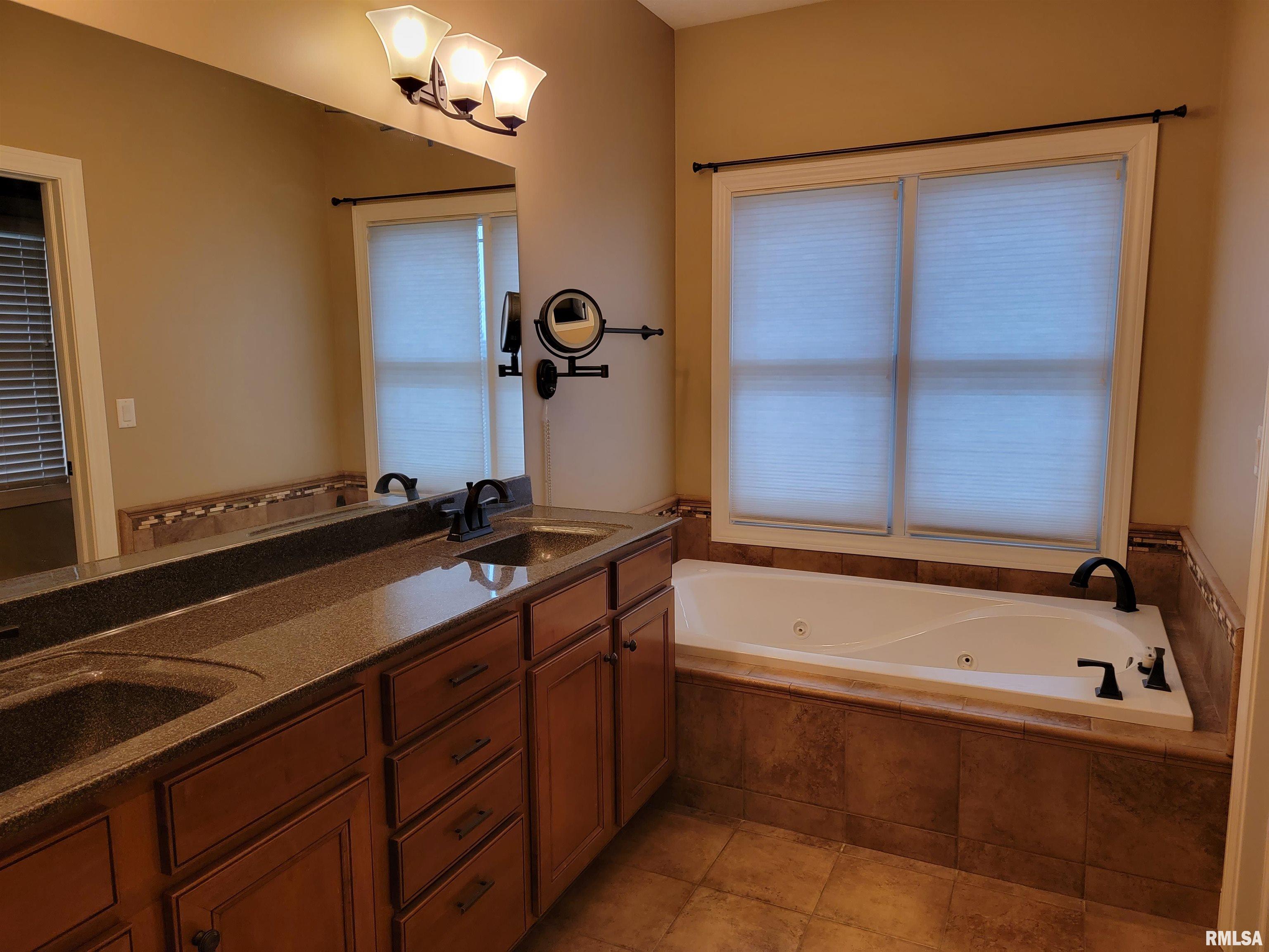21585 East Brereton Road Canton, IL 61520 - Photo 42 of 92
