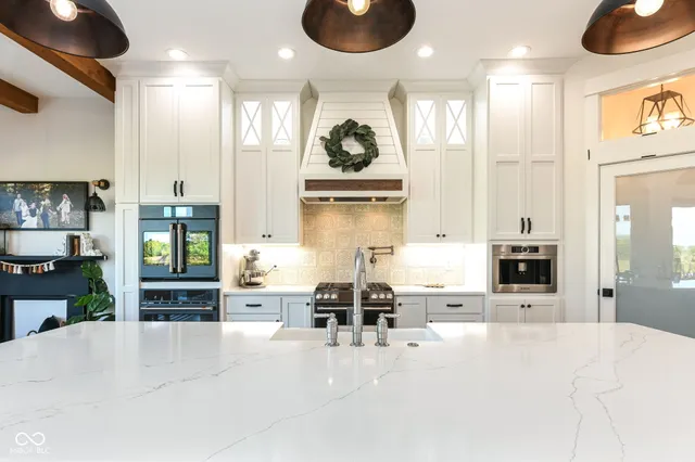 $1,299,000 | 9271 North 400 East, Greenfield, IN 46140