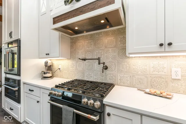 $1,299,000 | 9271 North 400 East, Greenfield, IN 46140